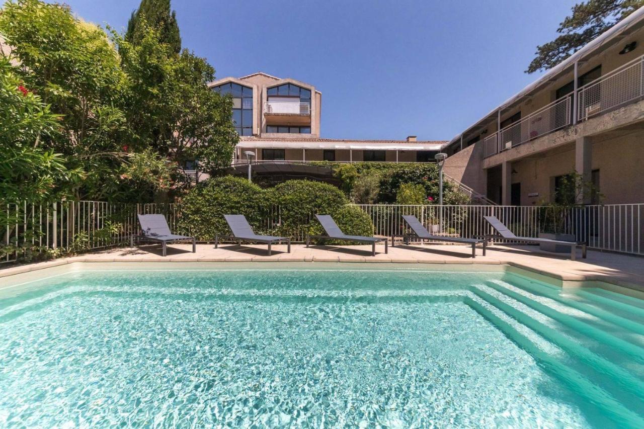 Hotel Cantosorgue LʼIsle-sur-la-Sorgue Buitenkant foto